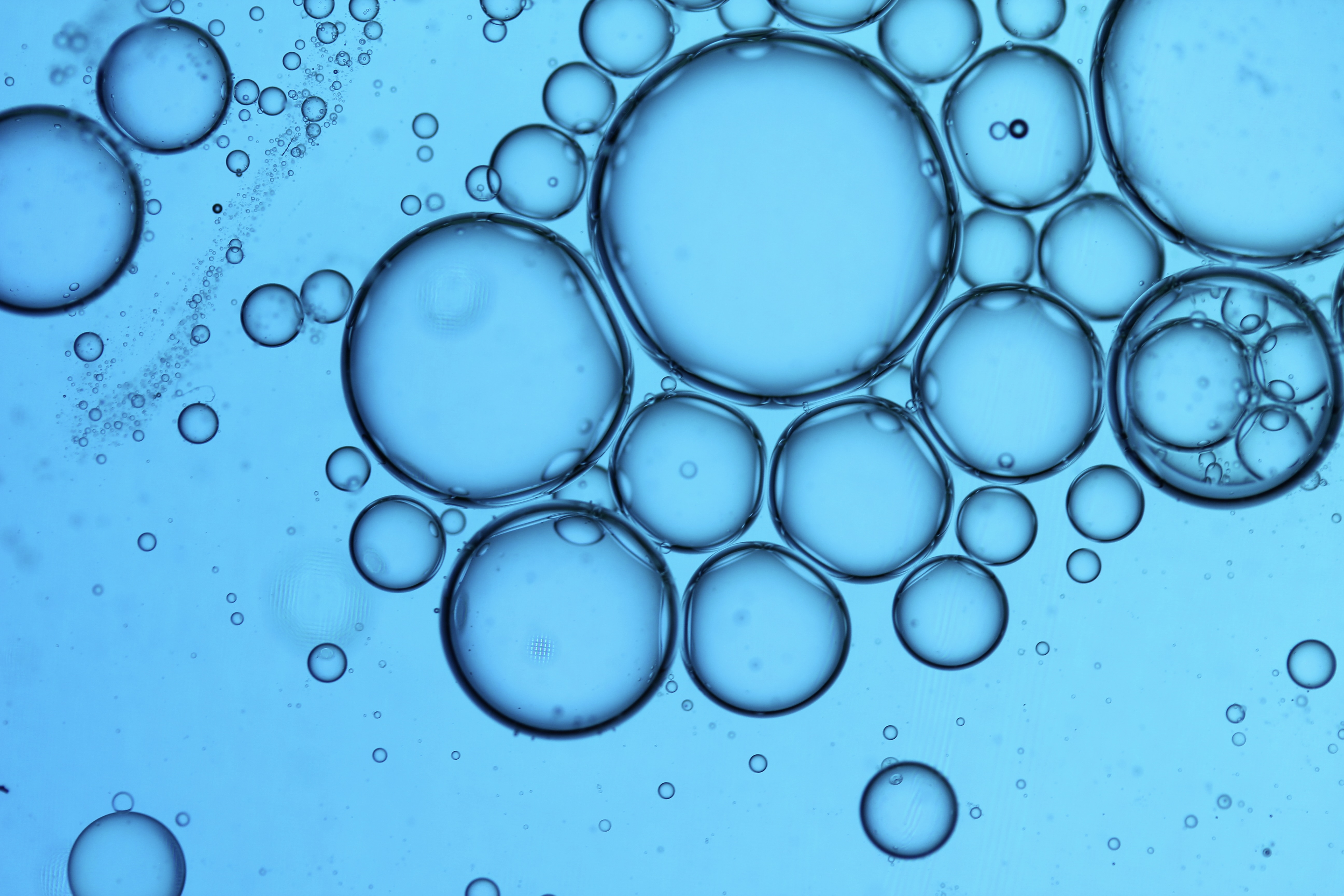 Abstract Liquids — frame 08